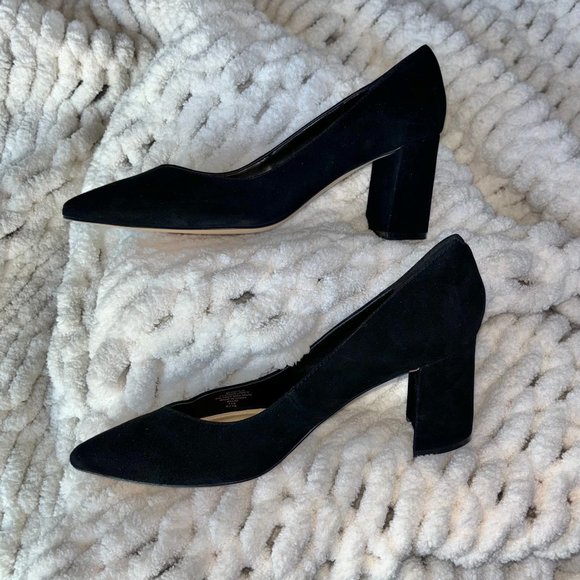 Marc Jacobs Zala Block Heel Pointed Toe Velvet Pumps - Picture 3 of 8